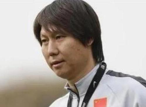 李铁最新爆料搜索,足球圈内幕大曝光，独家爆料震惊业界